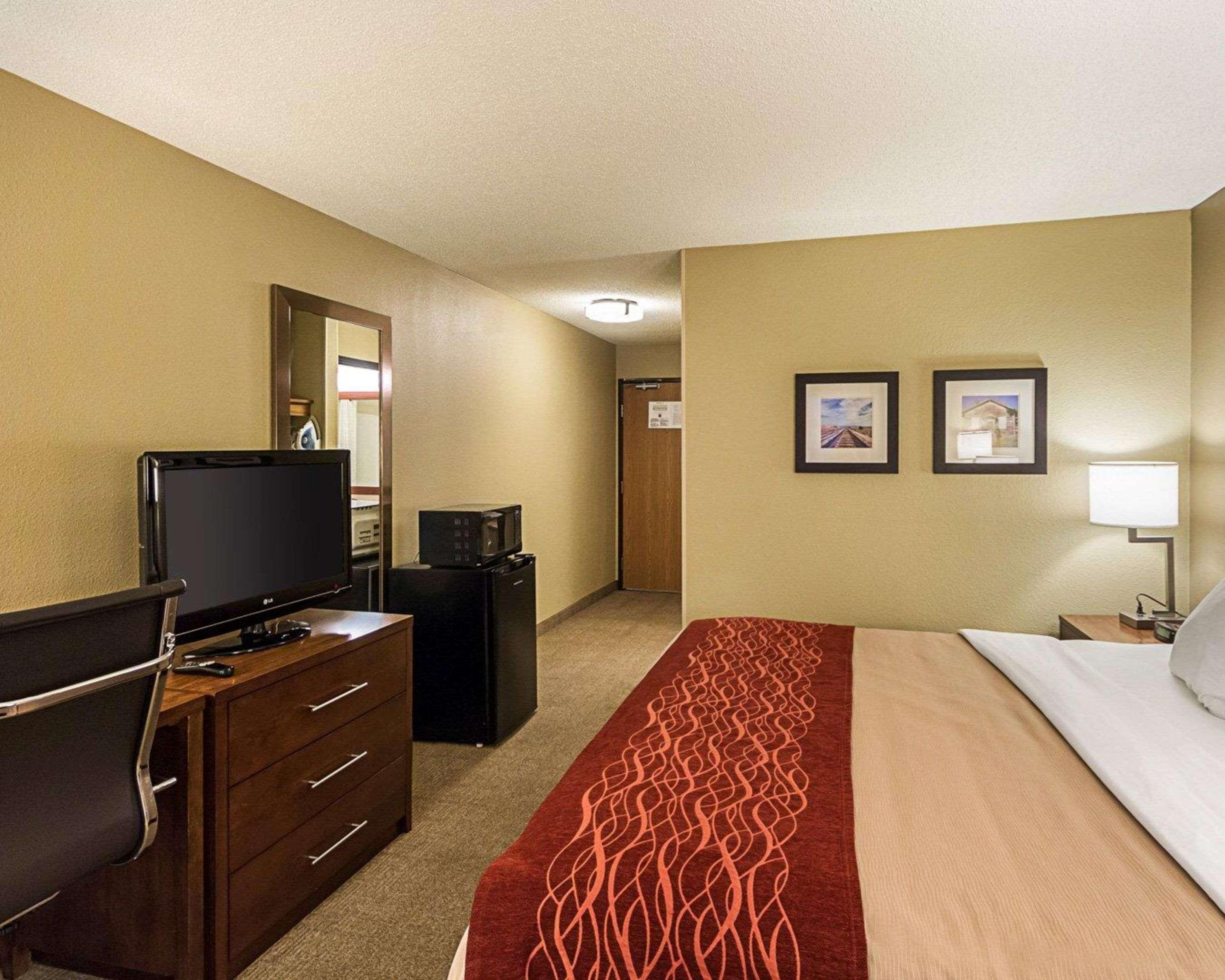 Comfort Inn East Wichita Buitenkant foto