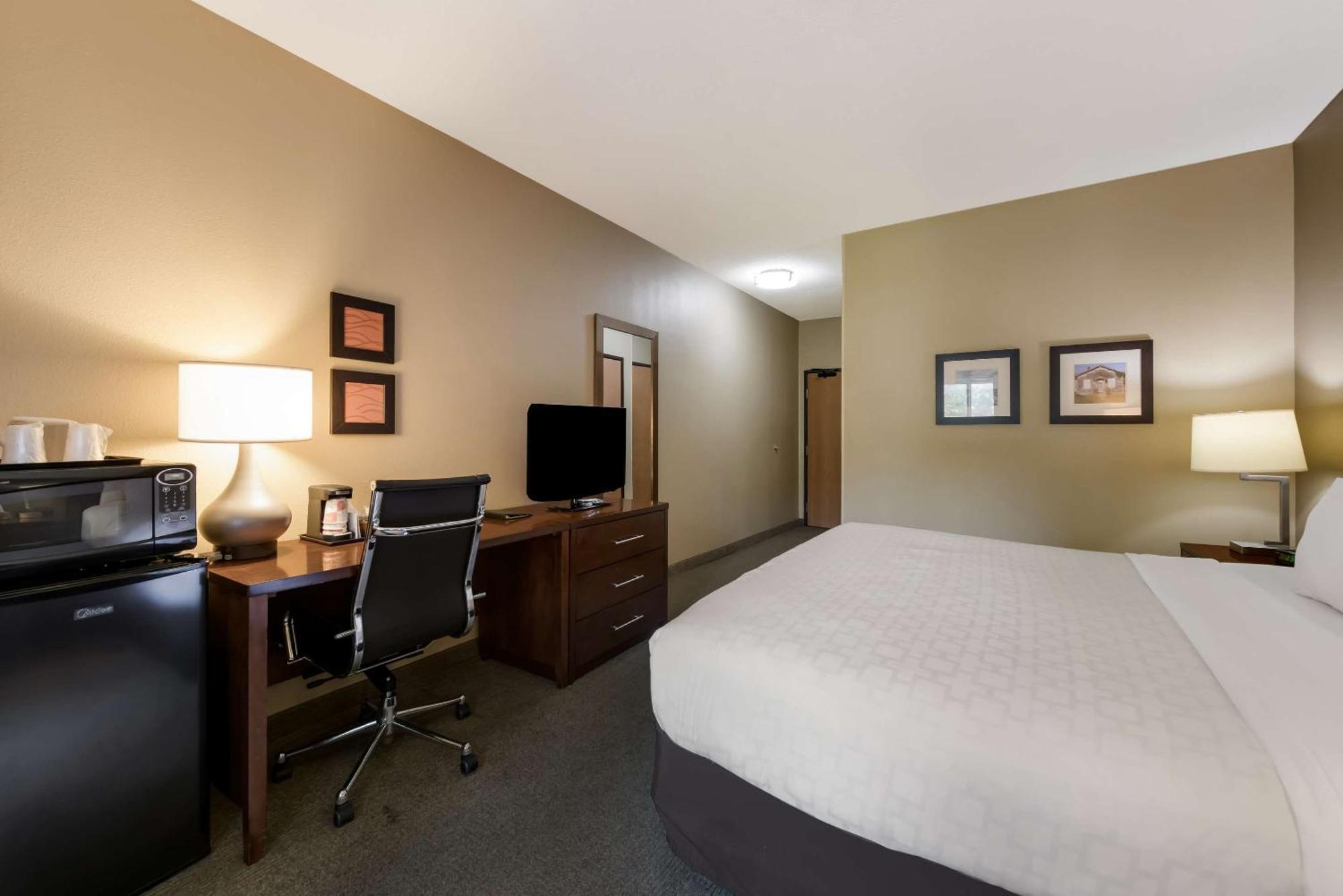 Comfort Inn East Wichita Buitenkant foto