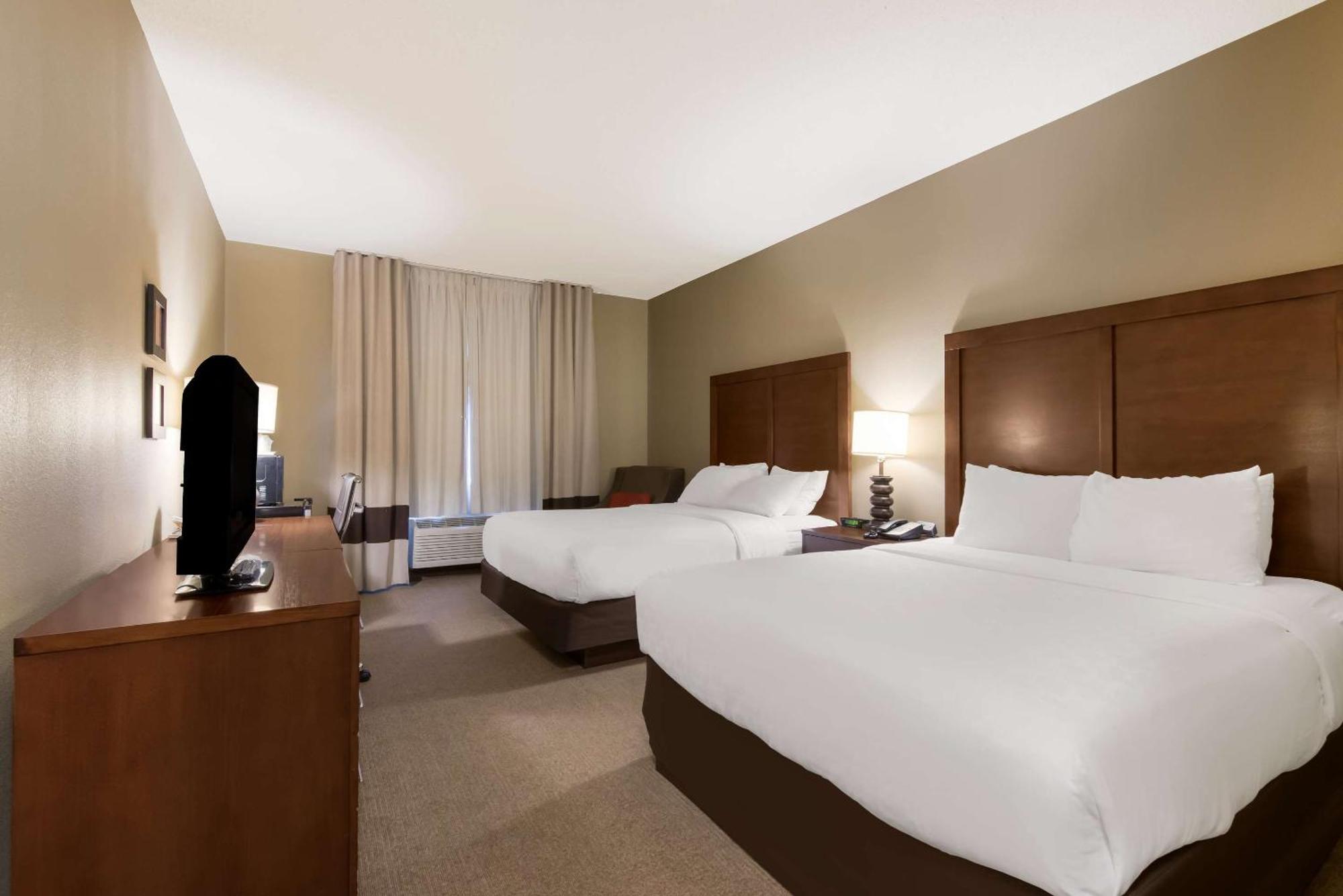 Comfort Inn East Wichita Buitenkant foto