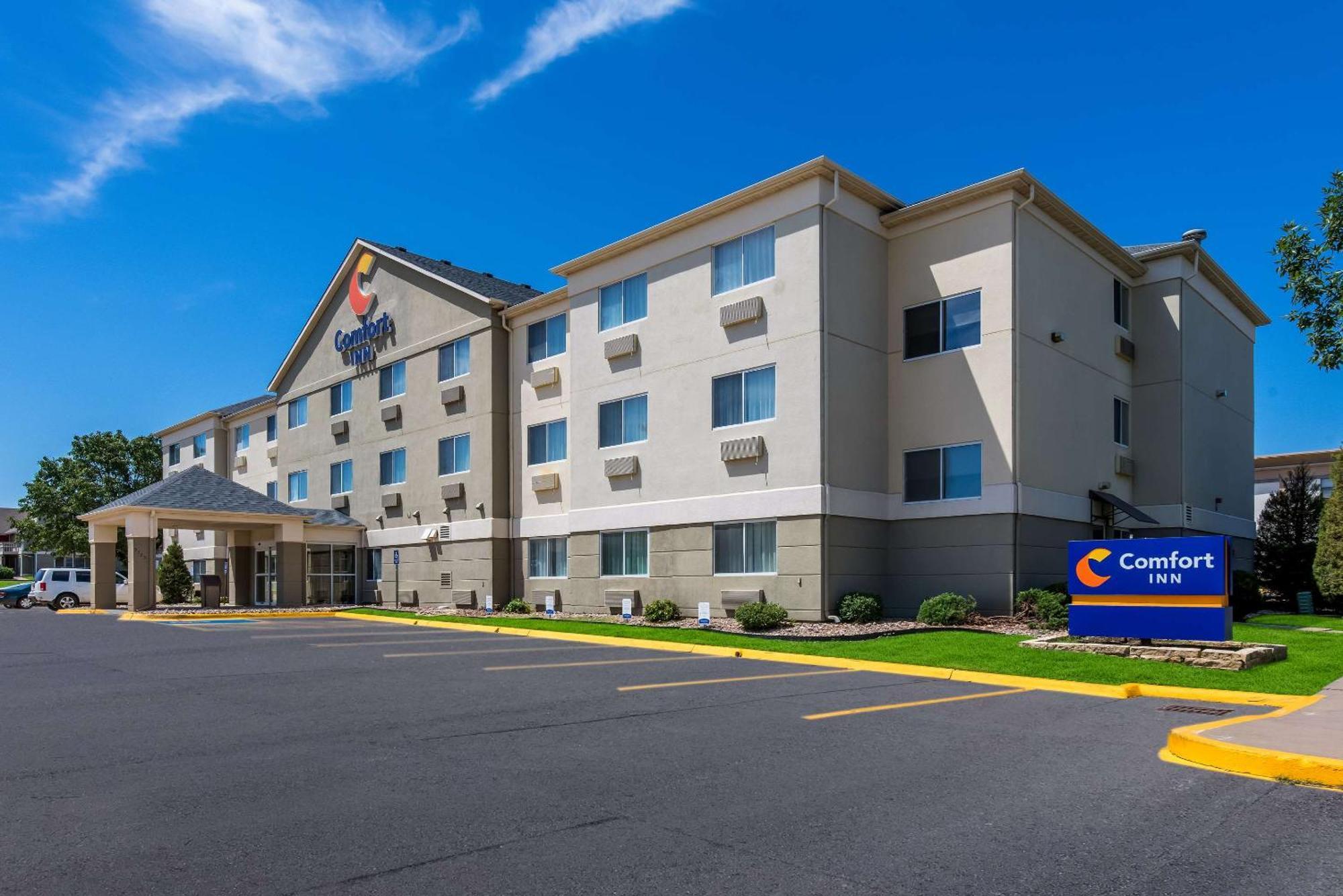 Comfort Inn East Wichita Buitenkant foto