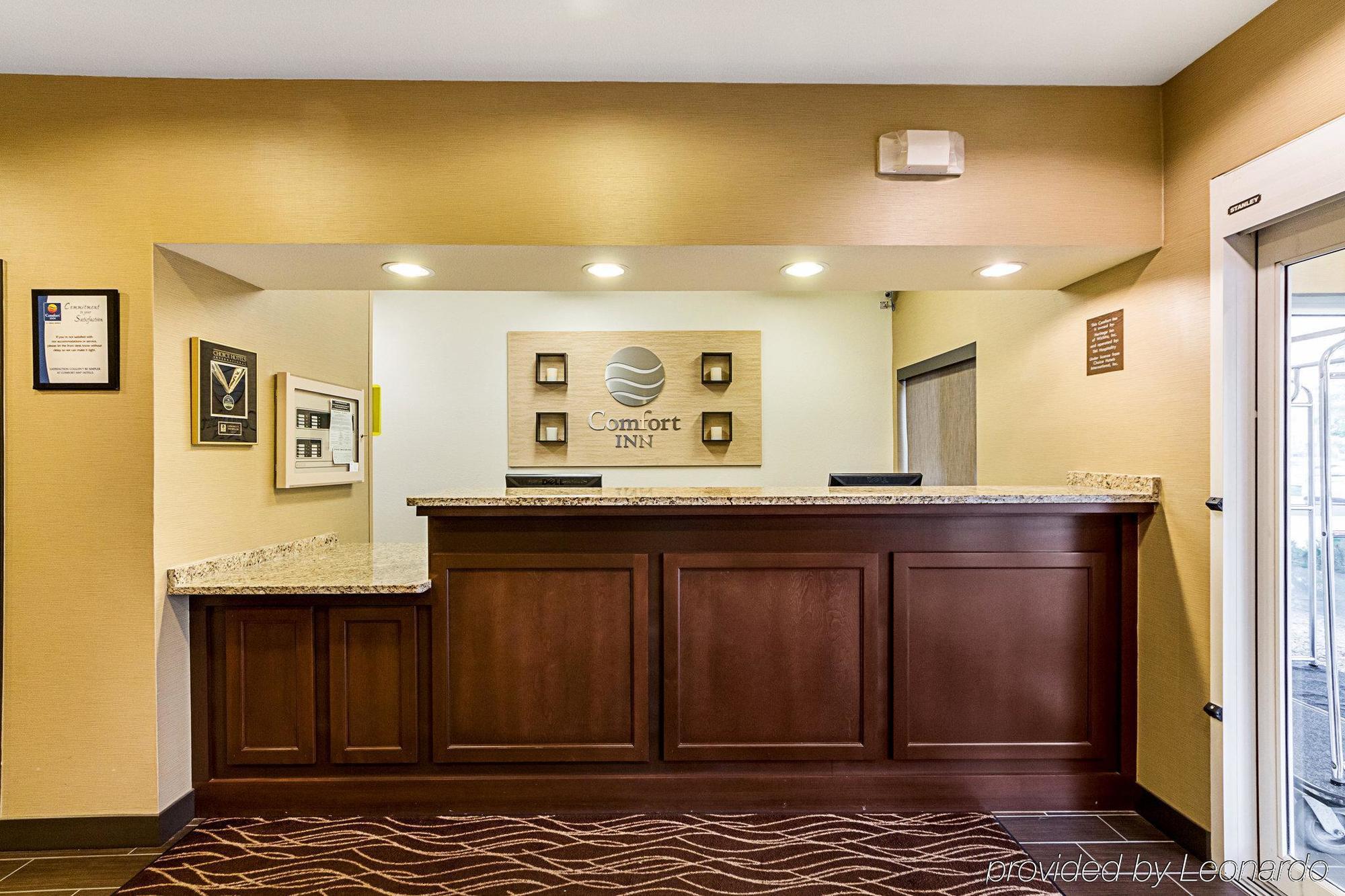 Comfort Inn East Wichita Buitenkant foto